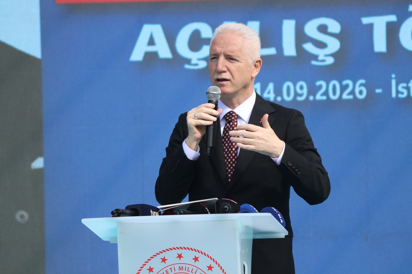 Vali Gül: Son 10 yılda ikili eğitim oranı yüzde 80'den yüzde 18'e düşürüldü