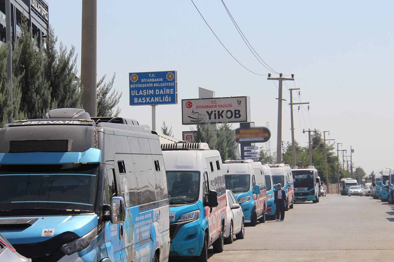 Diyarbakır'da özel halk otobüsleri kontak kapattı: Hak ettiğimiz rayiç bedeli istiyoruz
