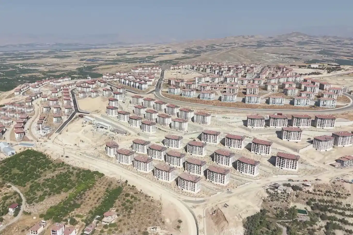 TOBB ve iş dünyası Malatya'nın yaralarını yatırımlarla sarıyor