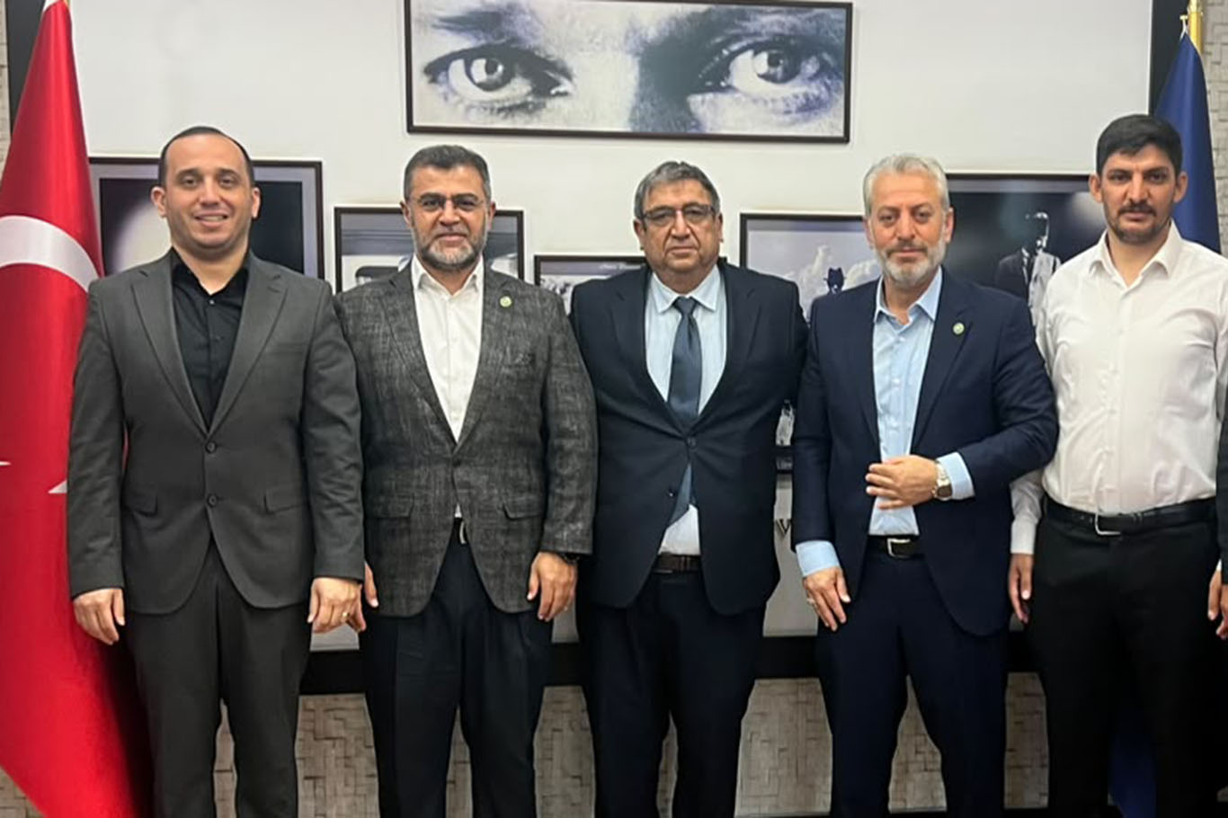 HÜDA PAR Buca İlçe Başkanı Bilgiç’ten Buca Belediye Başkan Vekili Benzer’e ziyaret