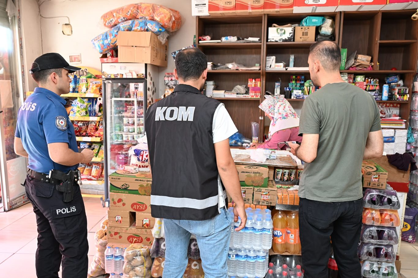 Siirt’te okul çevreleri ve servis araçları denetlendi