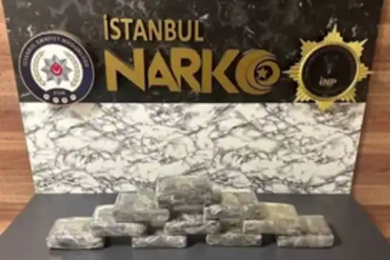 İstanbul'da 11 kilogram uyuşturucu ele geçirildi: 2 gözaltı