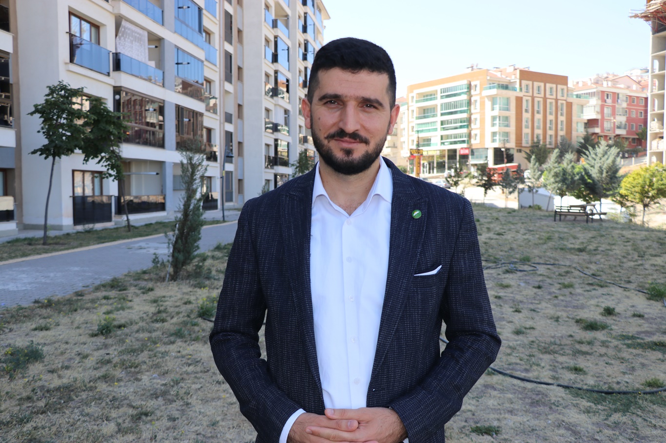 Günaydın: Müslüman genç ortamın rengini almamalı, ortama rengini vermeli