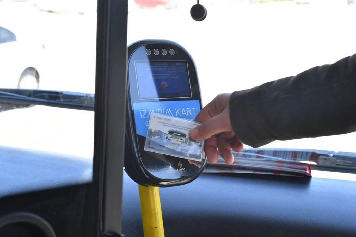 İzmirim Kart sisteminde yeni dönem: 2 bin 852 validatör yenilenecek