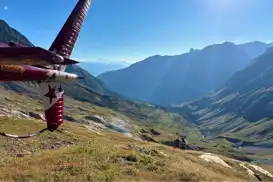 لە سویسرا فڕۆکەیەکی بچووک کەوتە خوارەوە: ٣ کوژراو