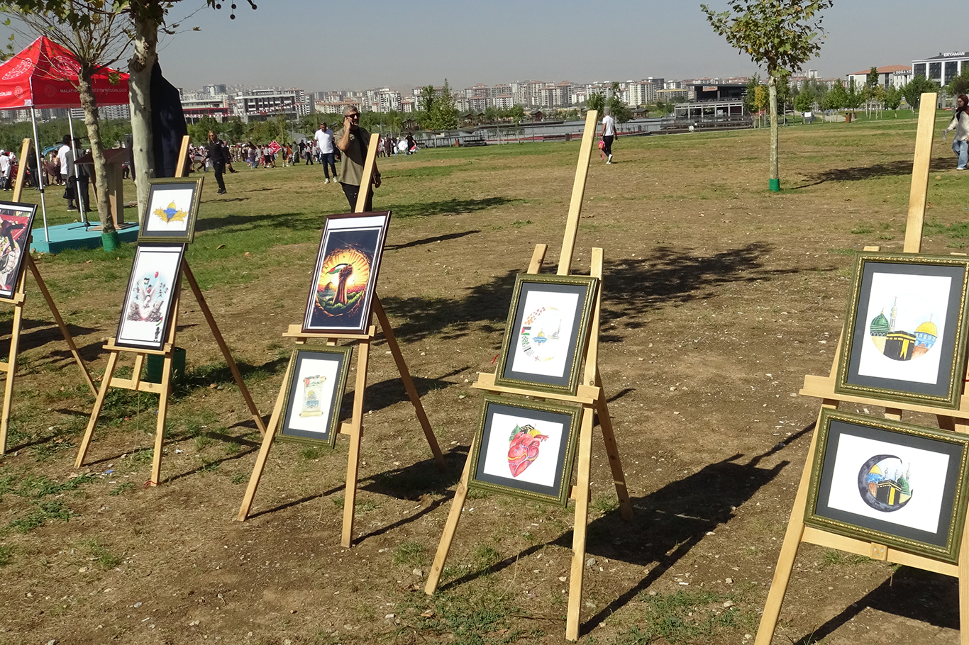 Malatya'da Gazzeli çocuklar için uçurtmalar gökyüzüne bırakıldı