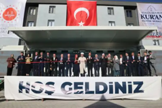Diyanet İşleri Başkanı Arpaguş, Erzurum'da Kur'an Eğitim Merkezi'nin açılışını yaptı