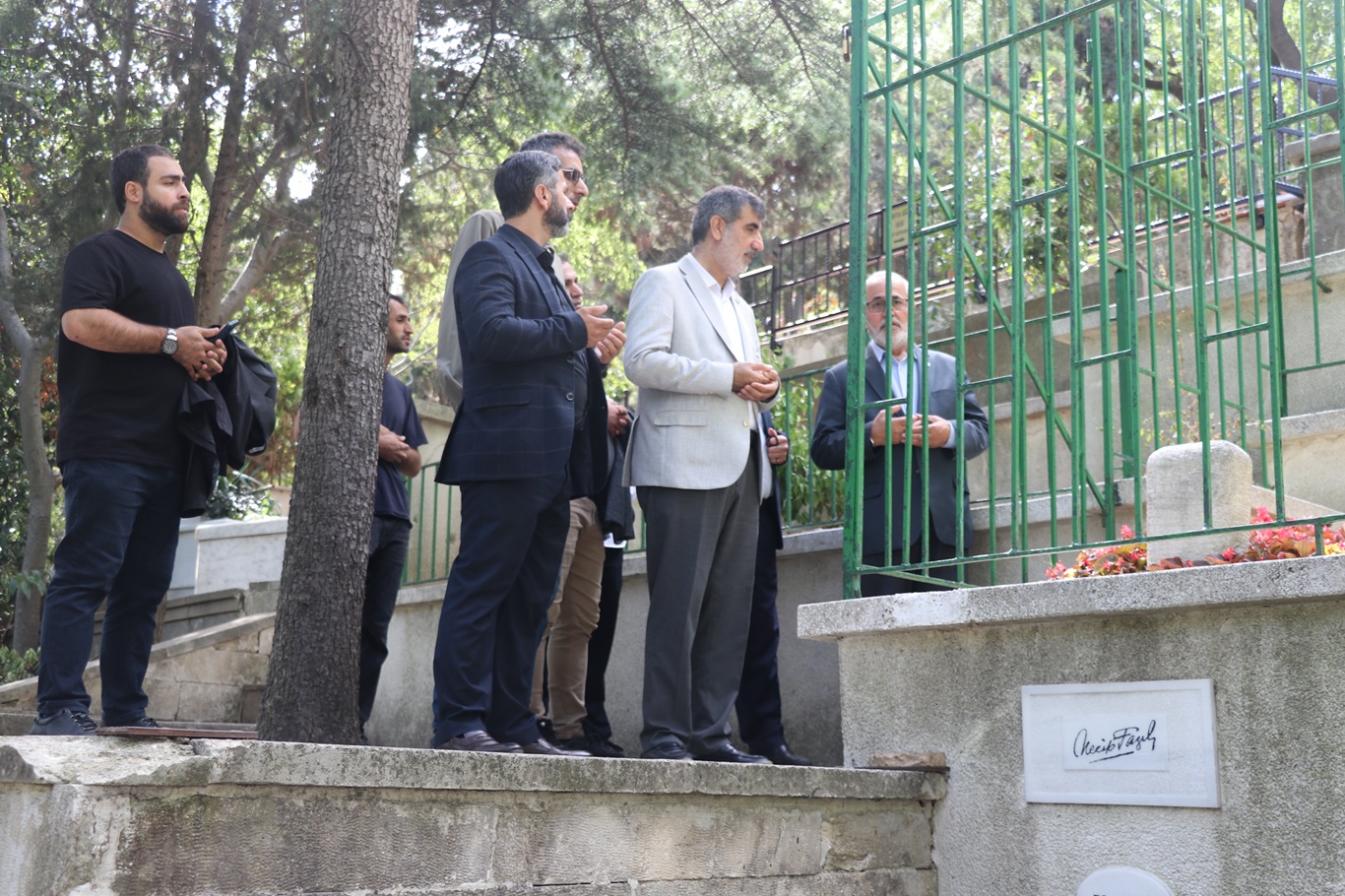 HÜDA PAR'dan yetkililere çağrı: Pierre Loti yeniden aslına döndürülerek "İdris Tepesi" olsun