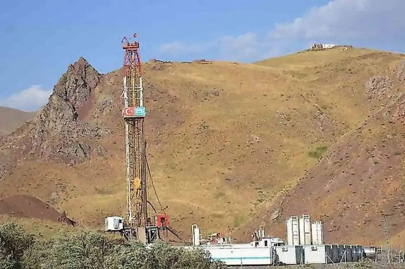 Pervari'de petrol araması için Ekindüzü-1 kuyusu açılacak