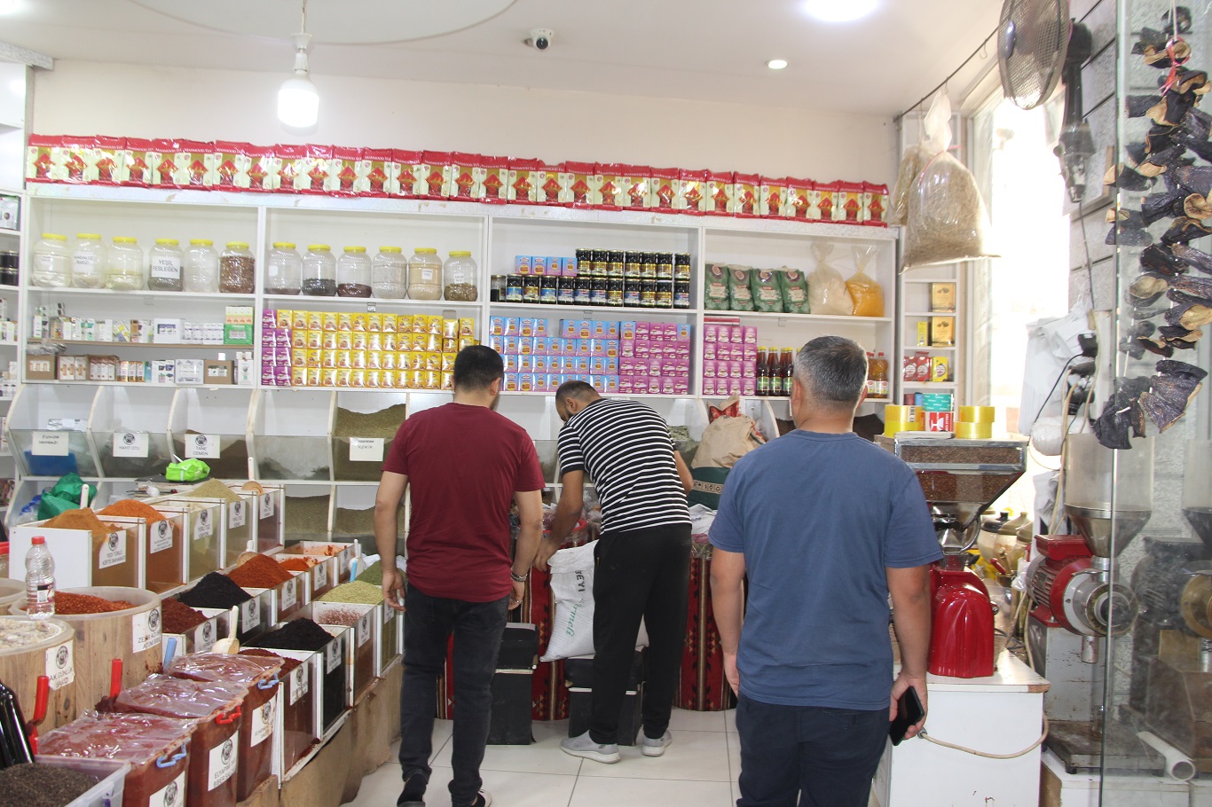 Havaların serinlemesiyle beraber aktarlarda hareketlilik başladı