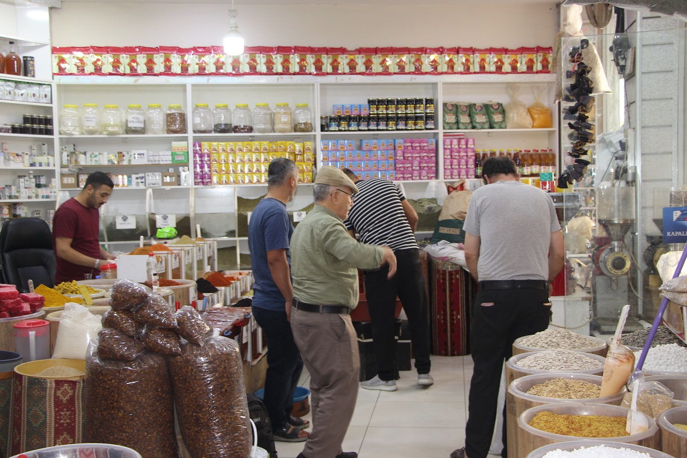 Havaların serinlemesiyle beraber aktarlarda hareketlilik başladı