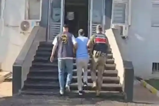 Şanlıurfa'da kesinleşmiş hapis cezası bulunan firari yakalandı