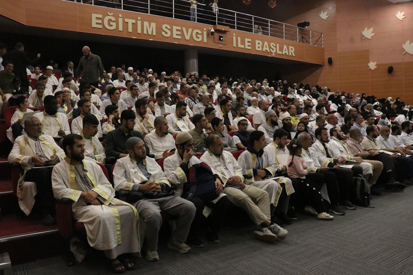 "Kur'an-ı Kerim'i Tek Oturumda Ezbere Okuma Yarışması" ödül töreni gerçekleştirildi