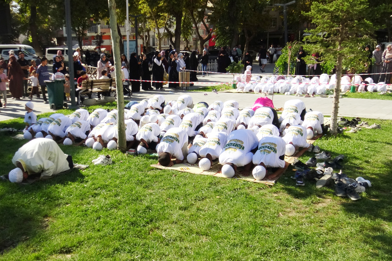Malatya'da çocuklar "Hayat Namazla Güzeldir" etkinliğinde buluştu
