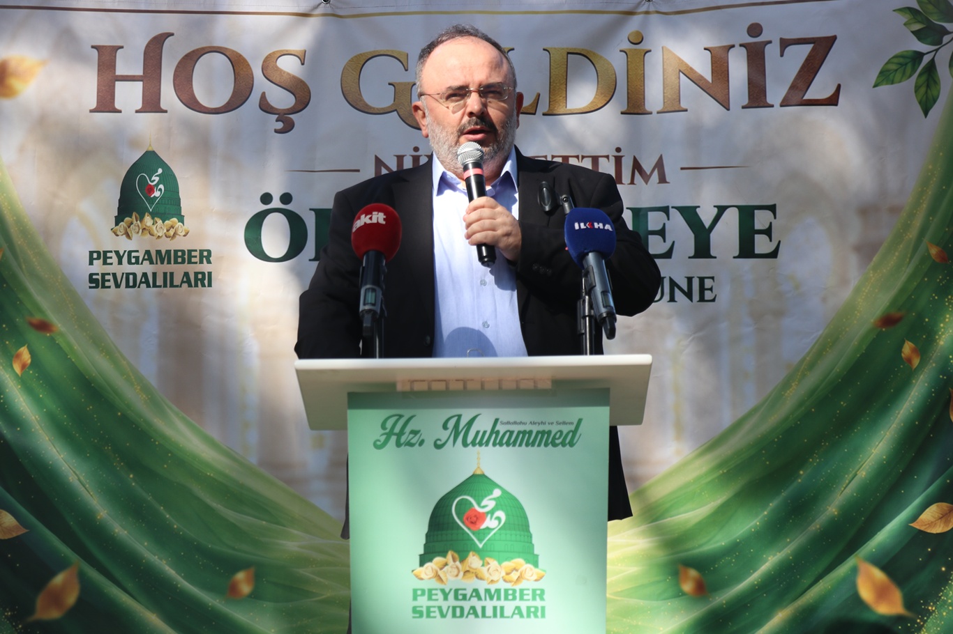 İstanbul'da "Niyet Ettim Örtünmeye, Emrin Başım Üstüne" programı gerçekleştirildi