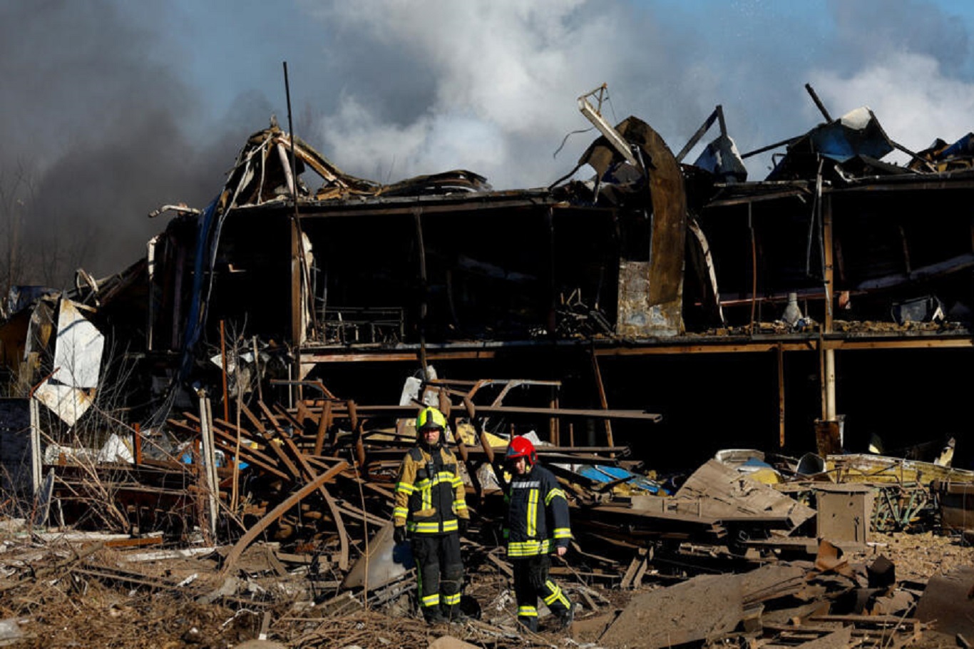 Three killed, six injured in Russian strikes on Dnipropetrovsk