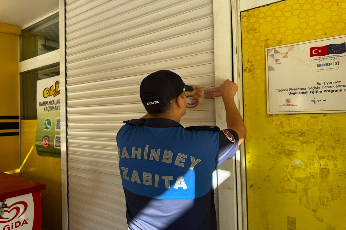 Gaziantep'te son kullanma tarihi geçmiş ürün satan 3 market kapatıldı