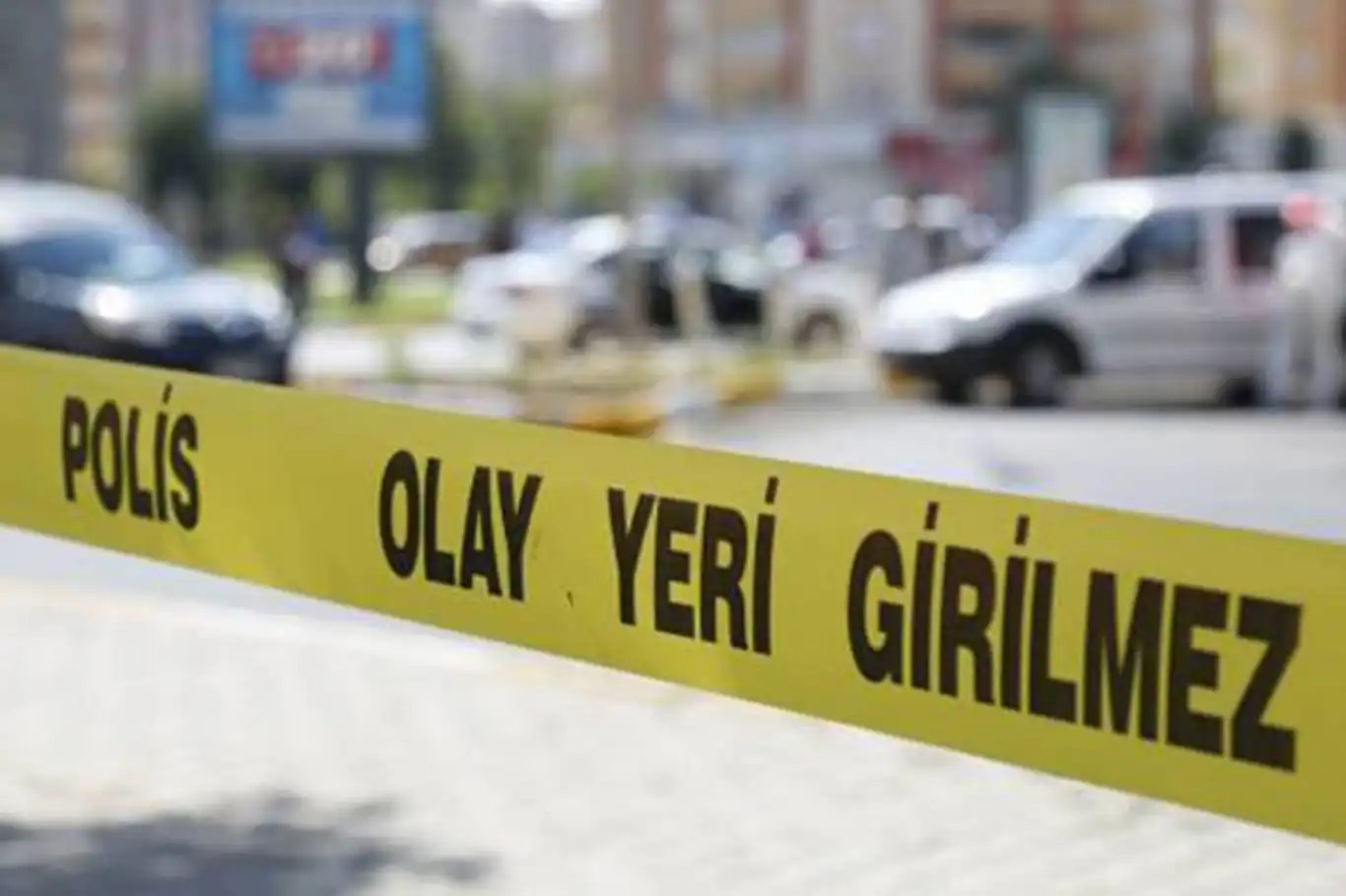Li Mûxlayê di navbera hevkarên hev de şerê bi kêran: Kesek mir, du kes birîndar bûn