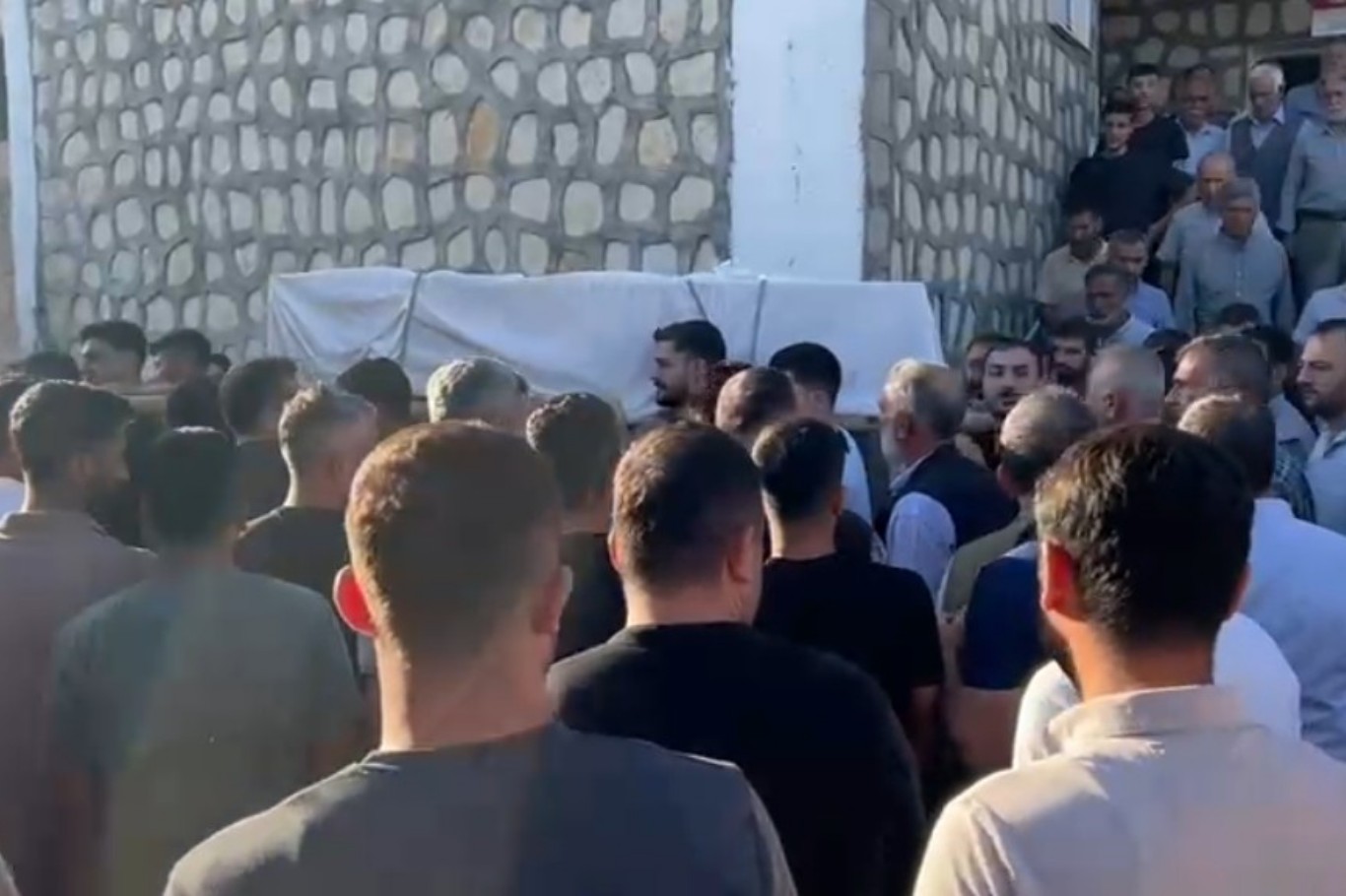 KKTC’deki gemi faciasında hayatını kaybeden Mardinli genç toprağa verildi