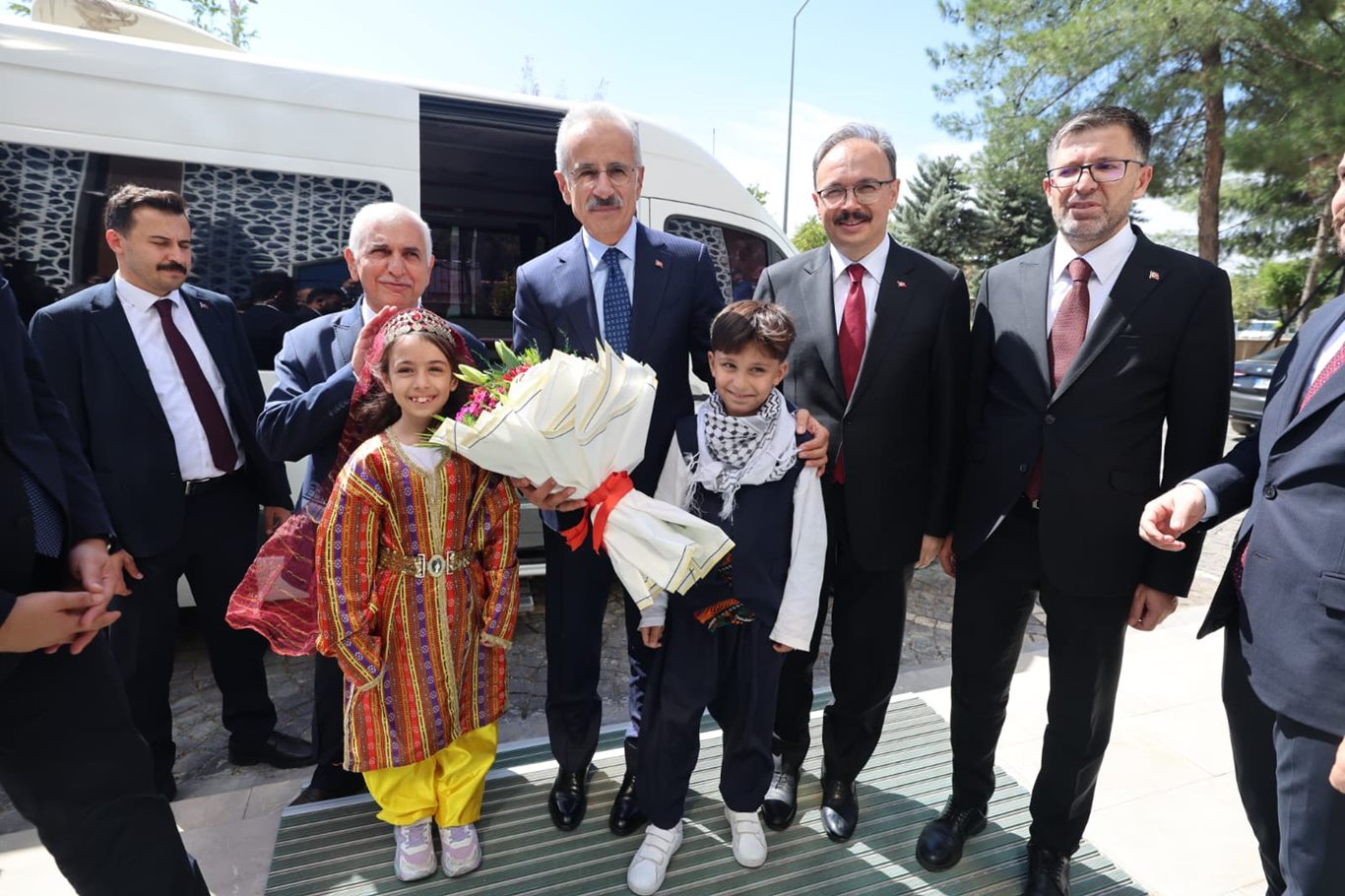 Siirt Havalimanı 250 bin yolcu kapasiteli oldu: Siirt demir yoluyla ulusal ağa bağlanacak