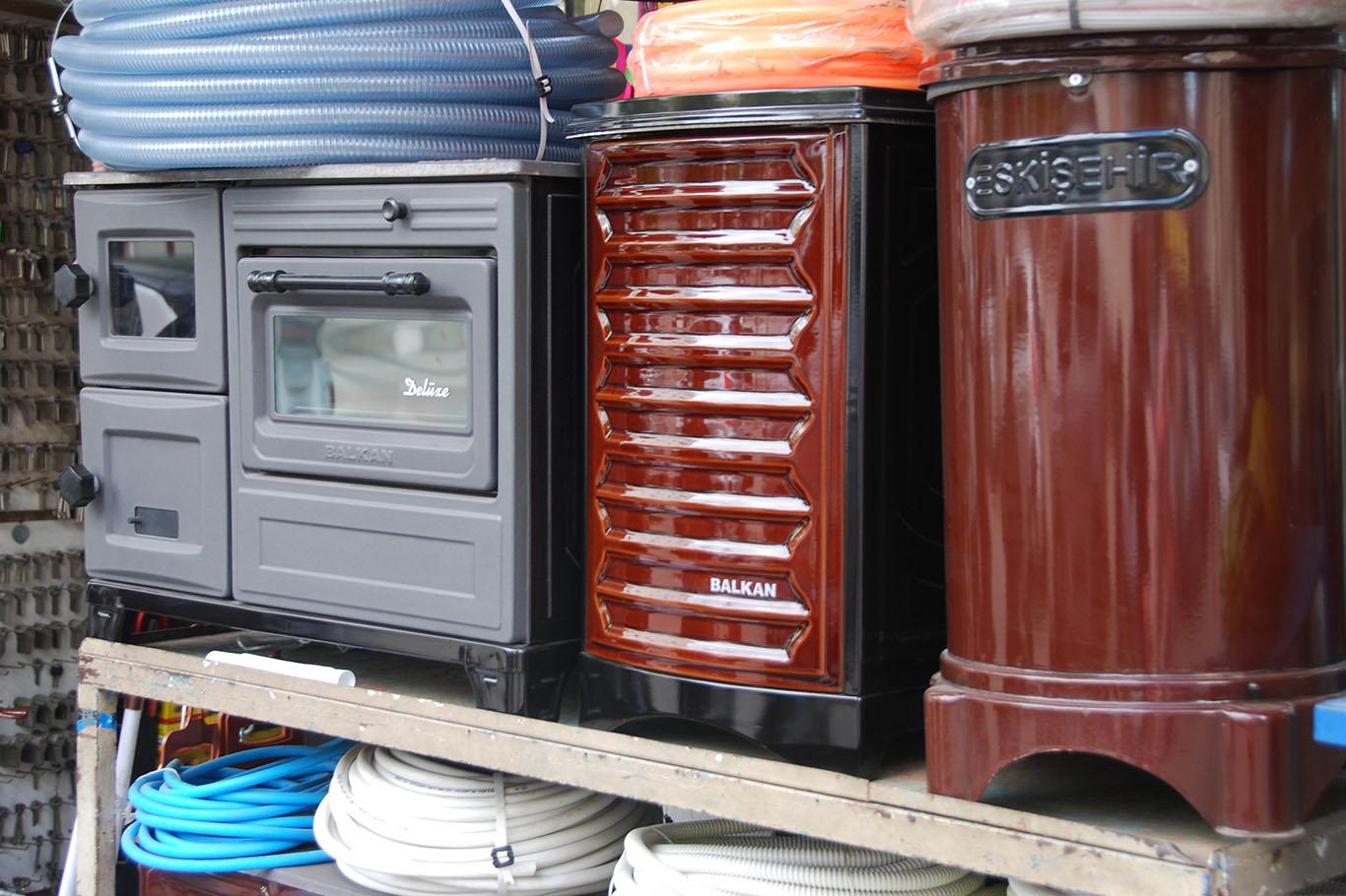 İzmir'de doğalgaz soba kullanımını azalttı: Sobacı esnafı mesleğini sürdürüyor