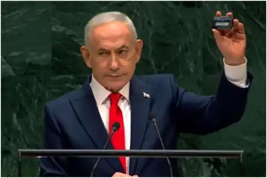 İşgalci Netanyahu, BM kürsüsünde elinde bombayla dünyayı tehdit etti