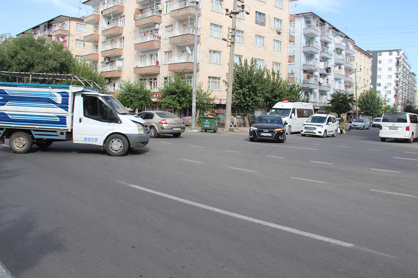 Işıksız kavşakta kazalar bitmiyor