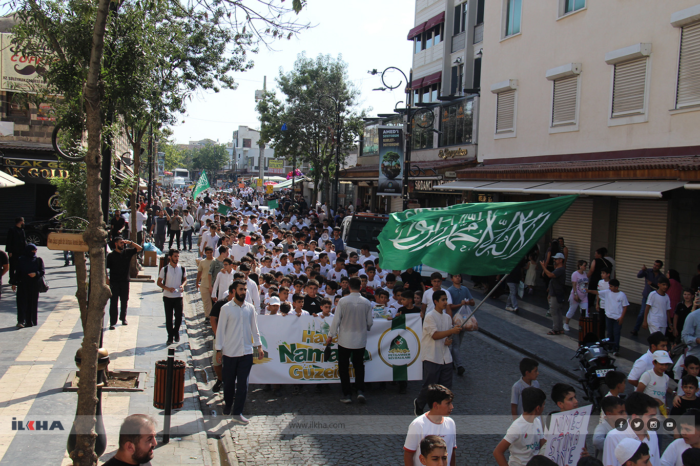 Thousands of children gather in Diyarbakır for ‘Life is Beautiful with Prayer’ finale