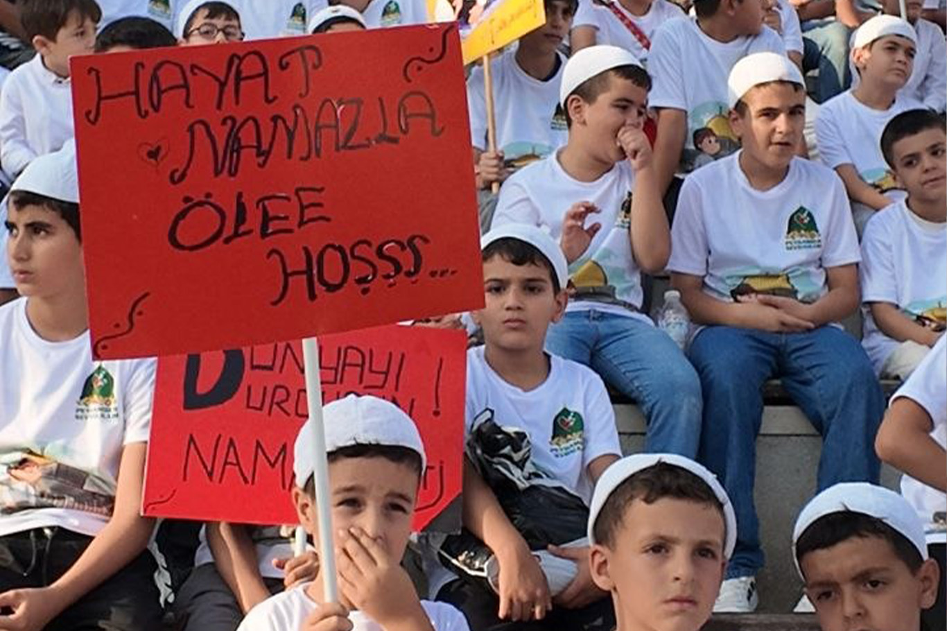 Elazığ’da çocuklar “Hayat Namazla Güzeldir” programında buluştu