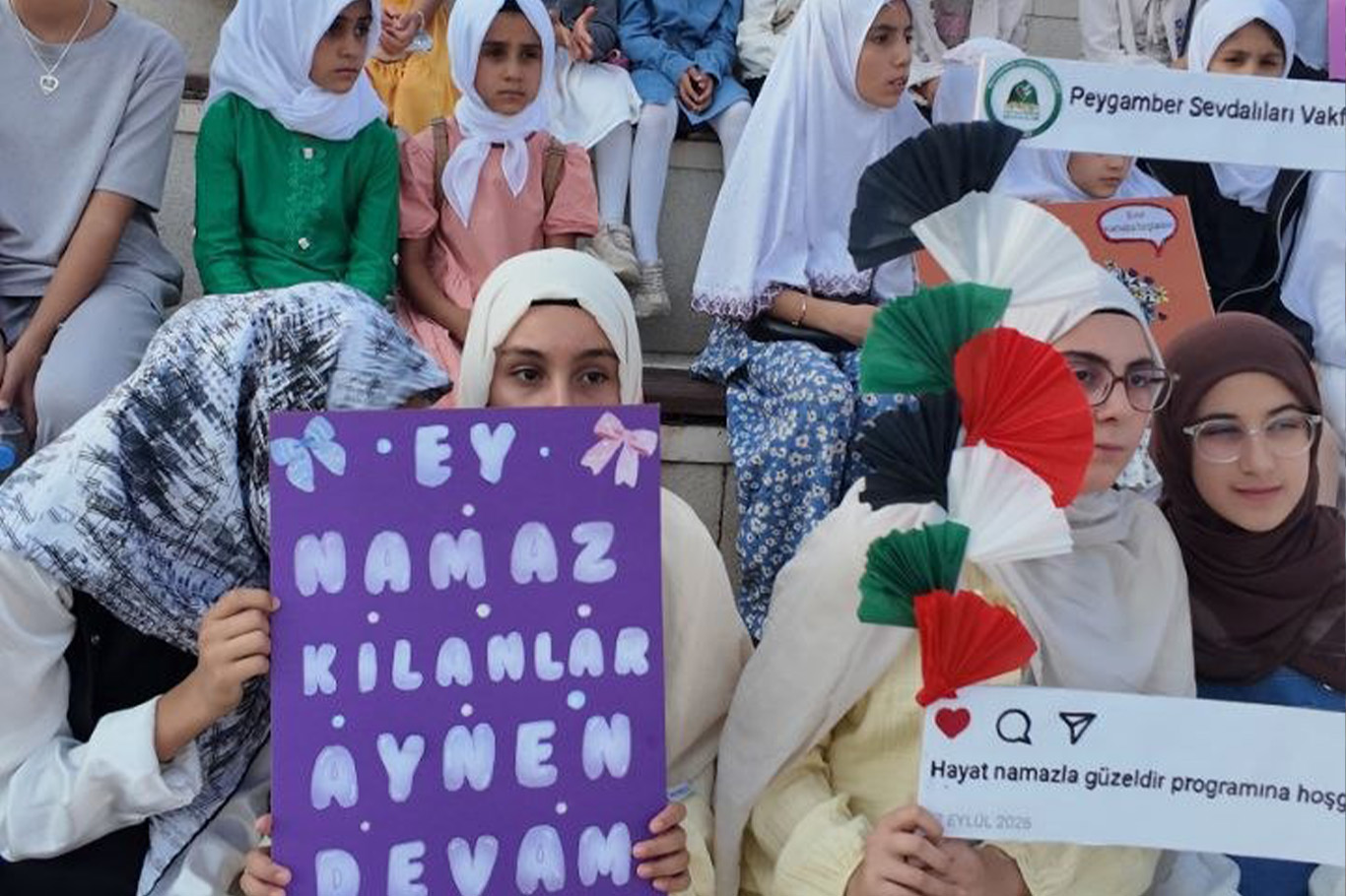 Elazığ’da çocuklar “Hayat Namazla Güzeldir” programında buluştu