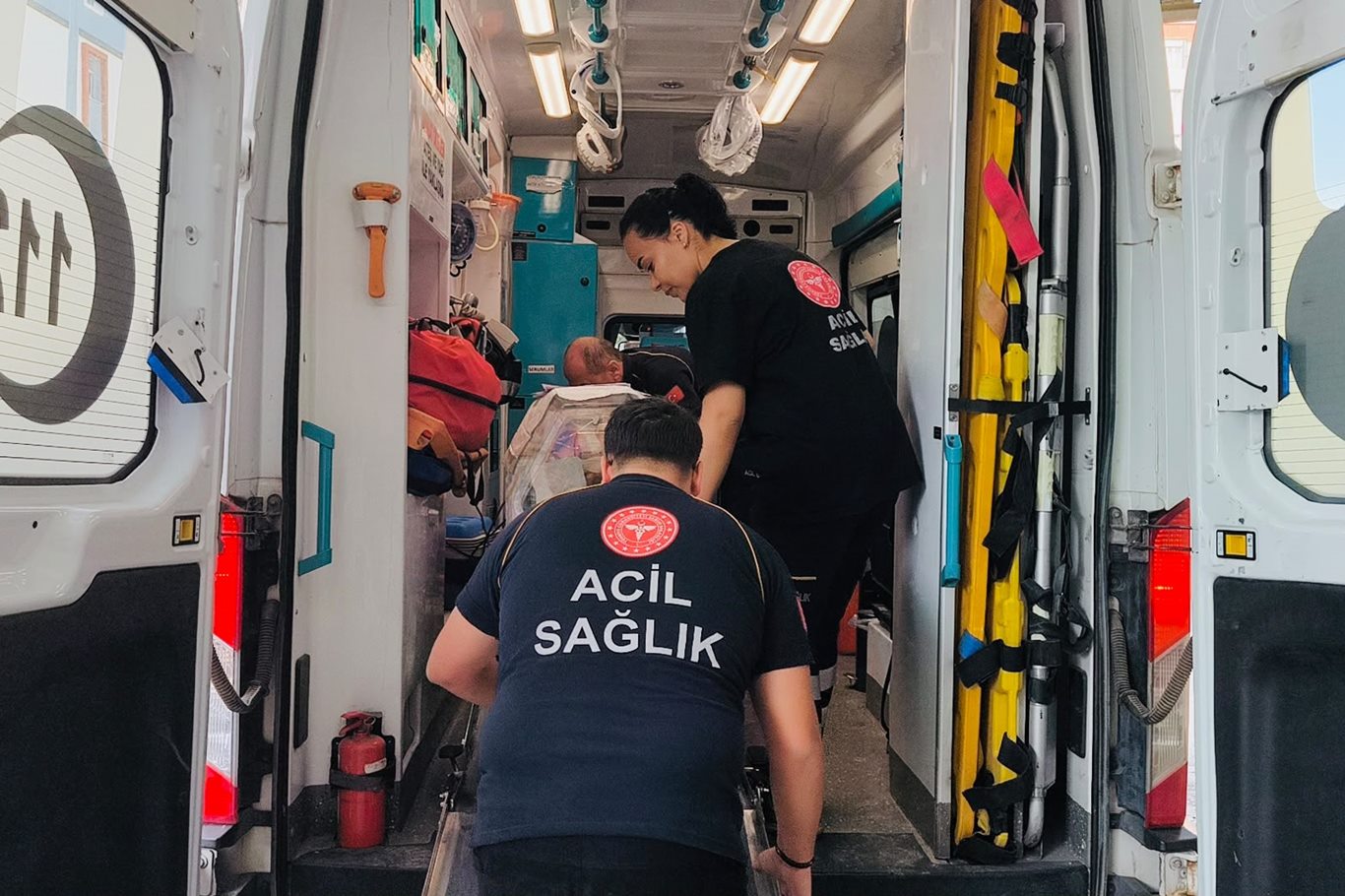 Kalp hastalığı tespit edilen 8 günlük bebek Ankara'ya sevk edildi