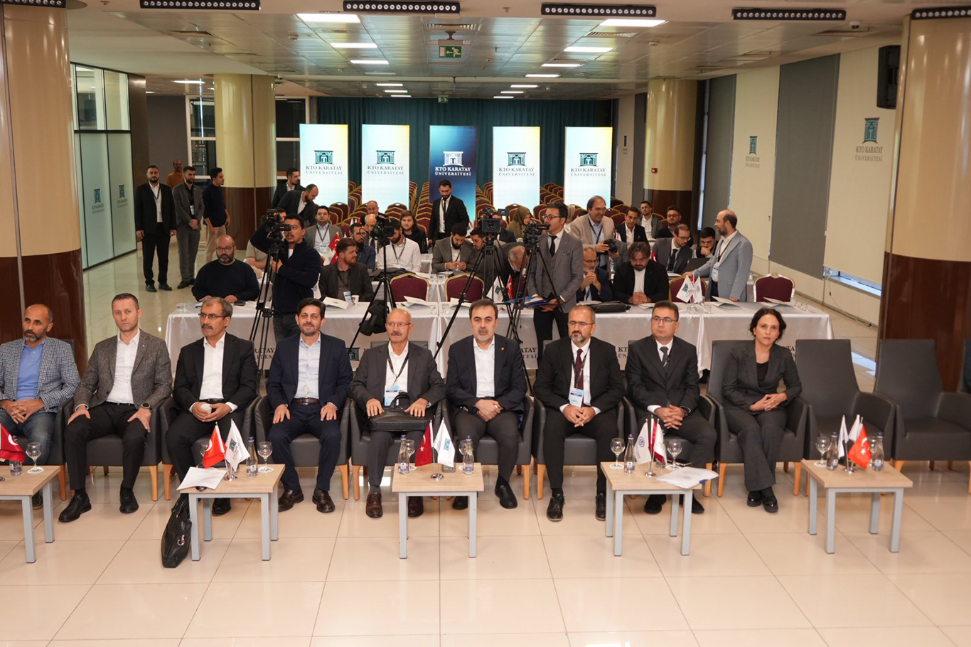 Konya’da “Millî Tahkimde Hukuk Seçme Hakkı” çalıştayı gerçekleştirildi