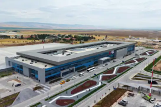 Bakan Uraloğlu: Malatya Havalimanı yolcu kapasitesini 2 milyon 500 bine yükselttik