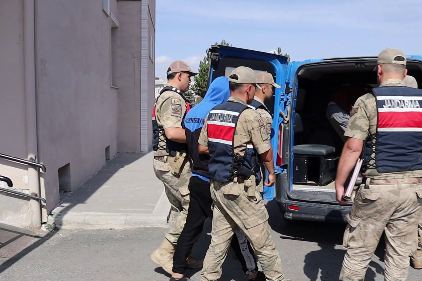 35 ilde uyuşturucu operasyonu: 264 şüpheli gözaltına alındı