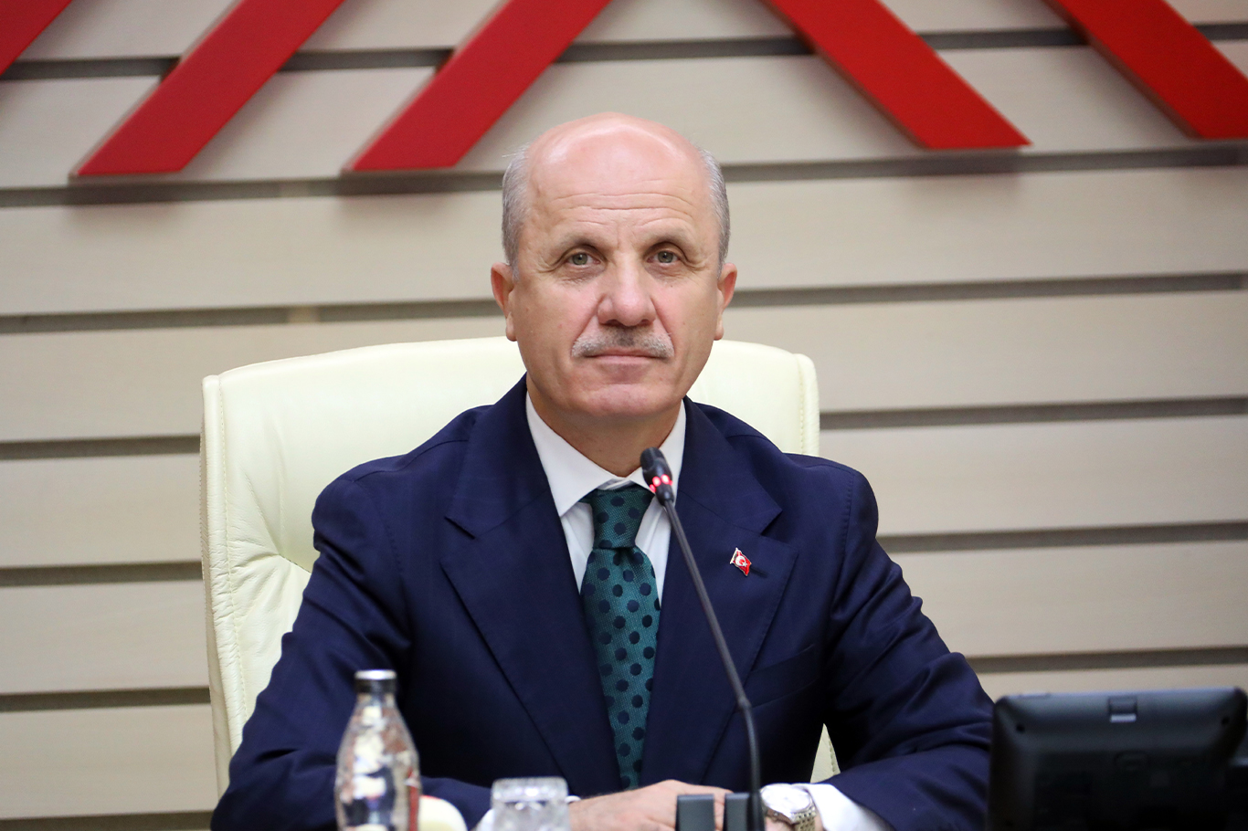 YÖK Başkanı Özvar, Gazze İslam Üniversitesinde akademik yıl açılış dersini verdi