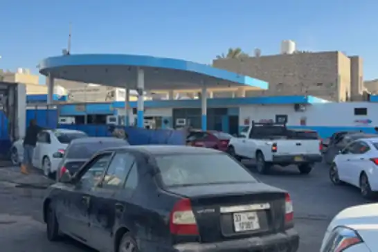 ليبيا.. إغلاق 490 محطة وقود نشطت في تهريب الوقود