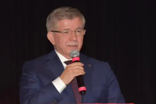 Davutoğlu hakkında Cumhurbaşkanına hakaret soruşturması
