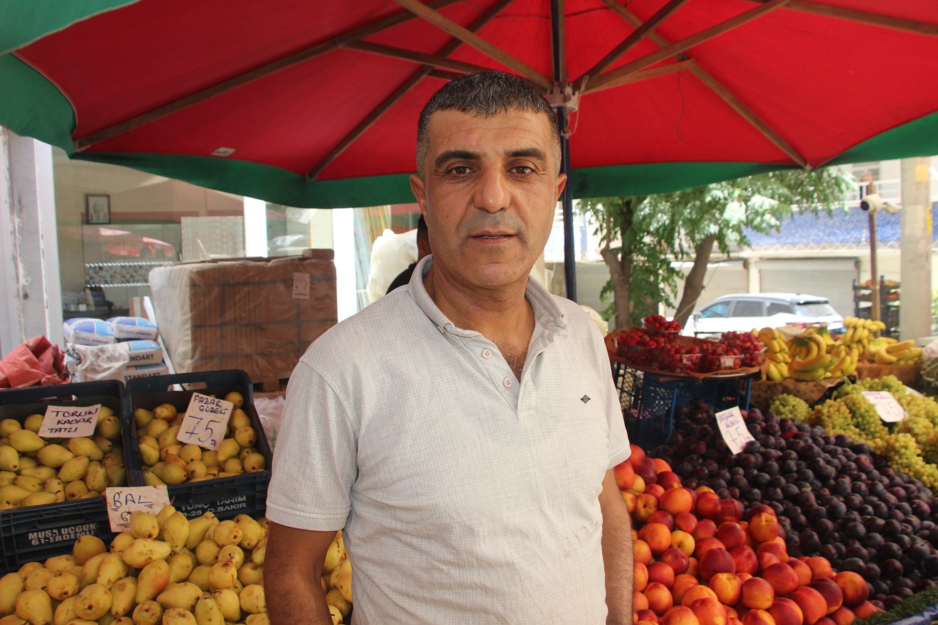 Pazar esnafı: Fiyatlar geçen seneye göre uygun ama alım gücü yetersiz