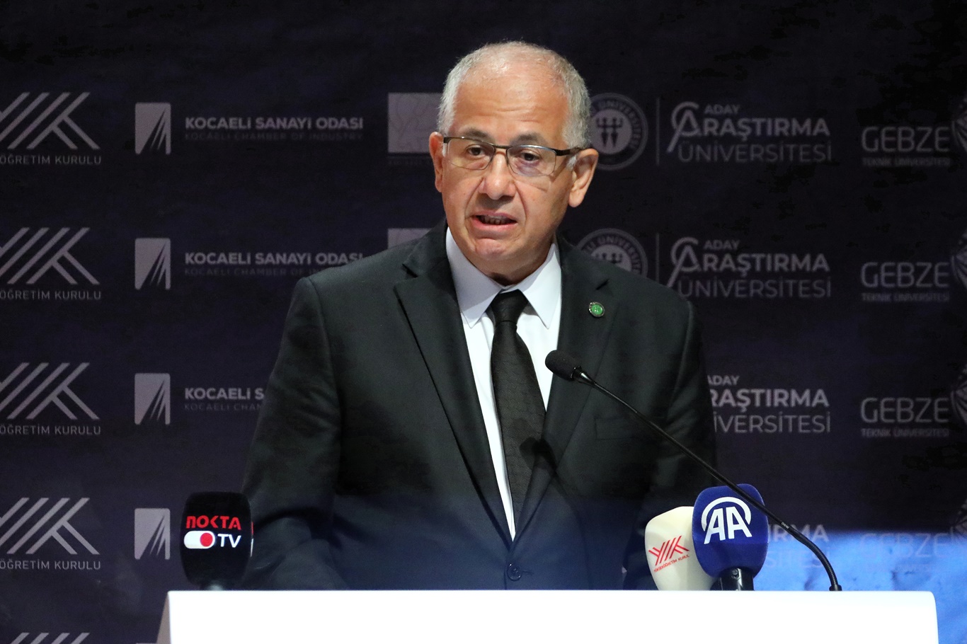 Kocaeli Üniversitesi Rektörü Prof. Dr. Nuh Zafer Cantürk