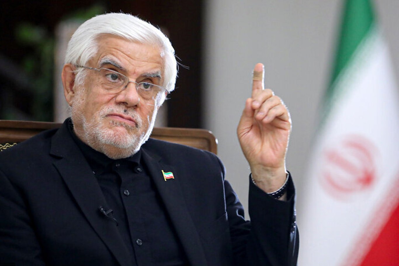 نائب الرئيس الإيراني: الاقتصاد الأمريكي أمام أشهر قاتمة