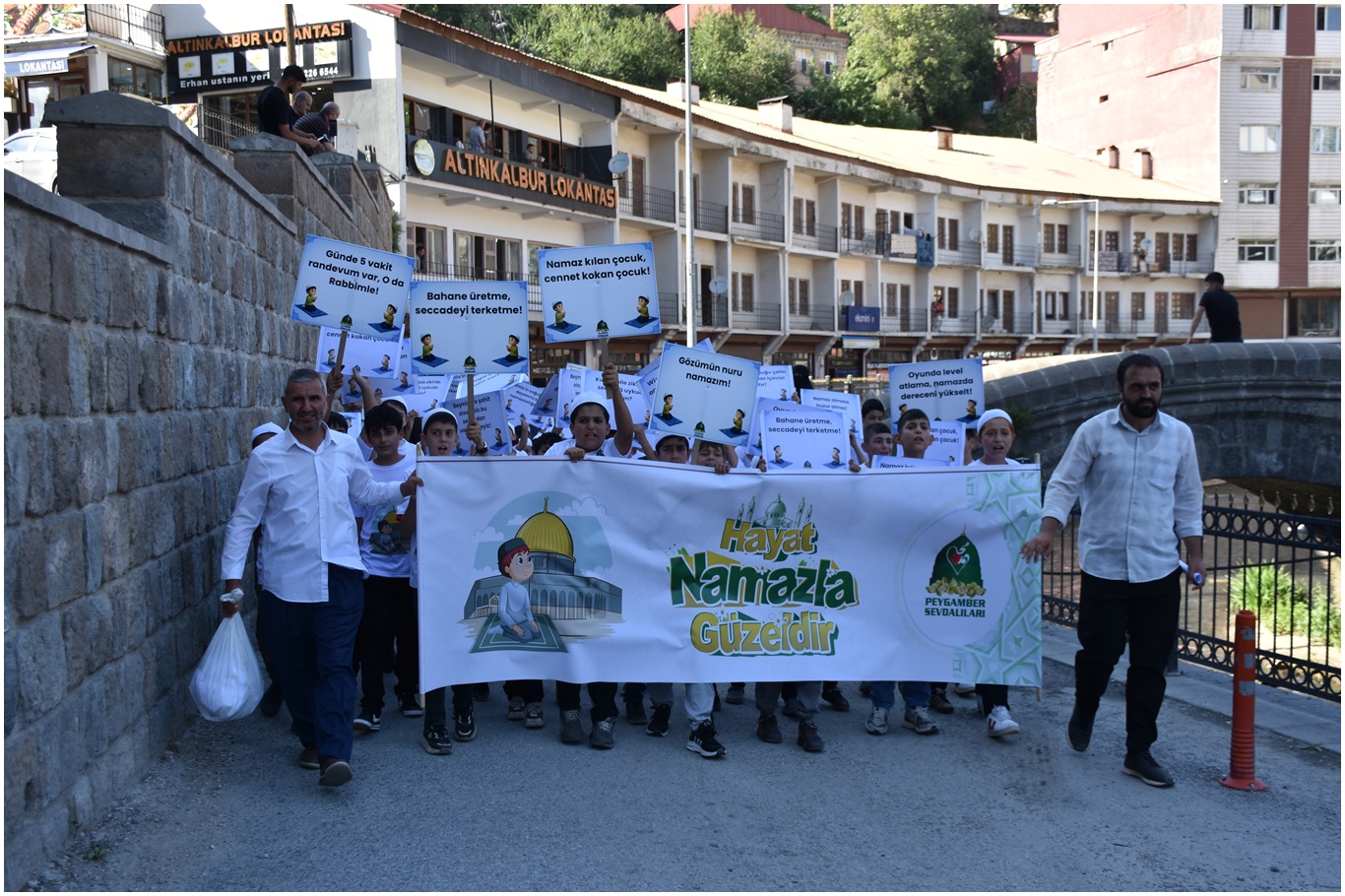 Evliyalar diyarı Bitlis’te "Hayat Namazla Güzeldir" etkinliği göz kamaştırdı
