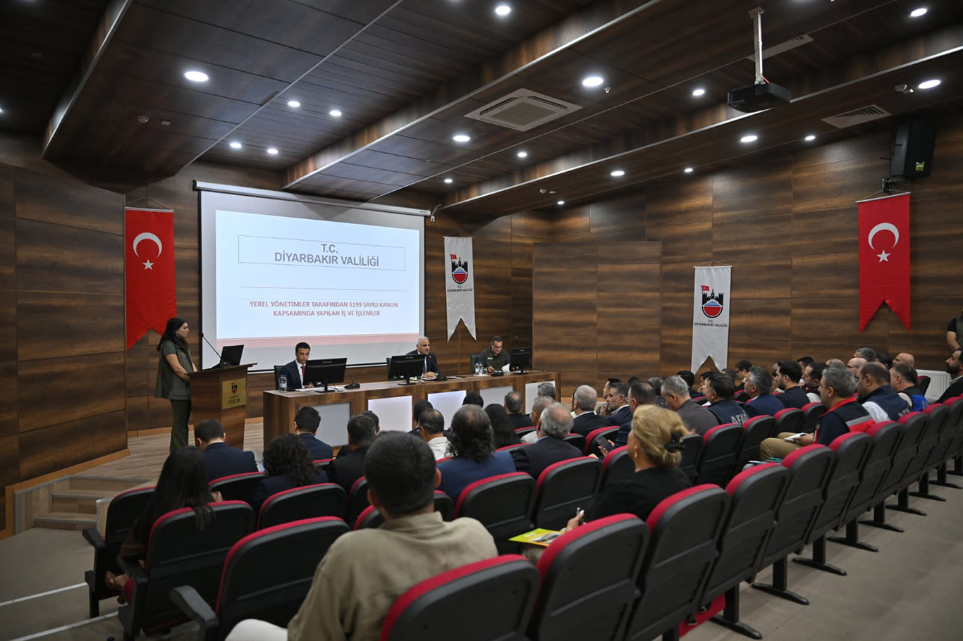 Diyarbakır’da belediyelere sahipsiz hayvanları toplama talimatı: Son tarih 31 Ekim