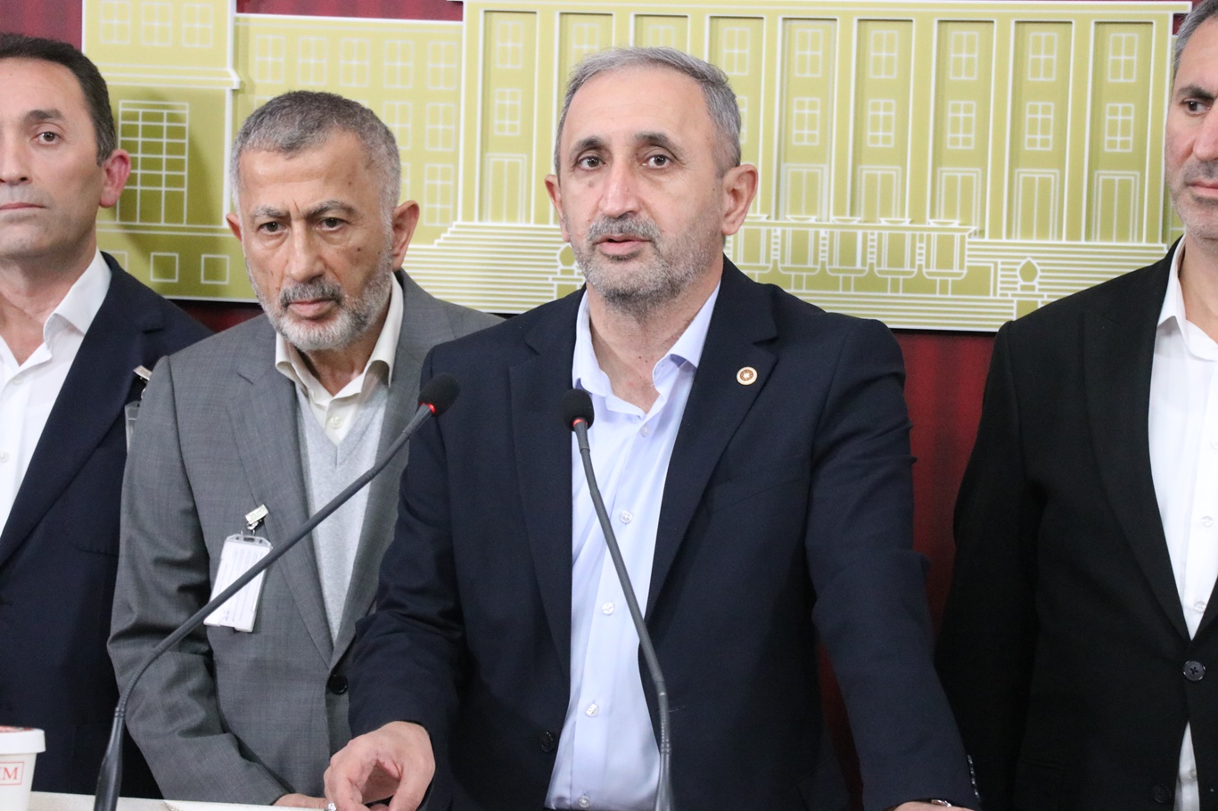 HÜDA PAR Milletvekili Demir: YAŞ mağduru askeri personelin hakları bir an önce iade edilmelidir
