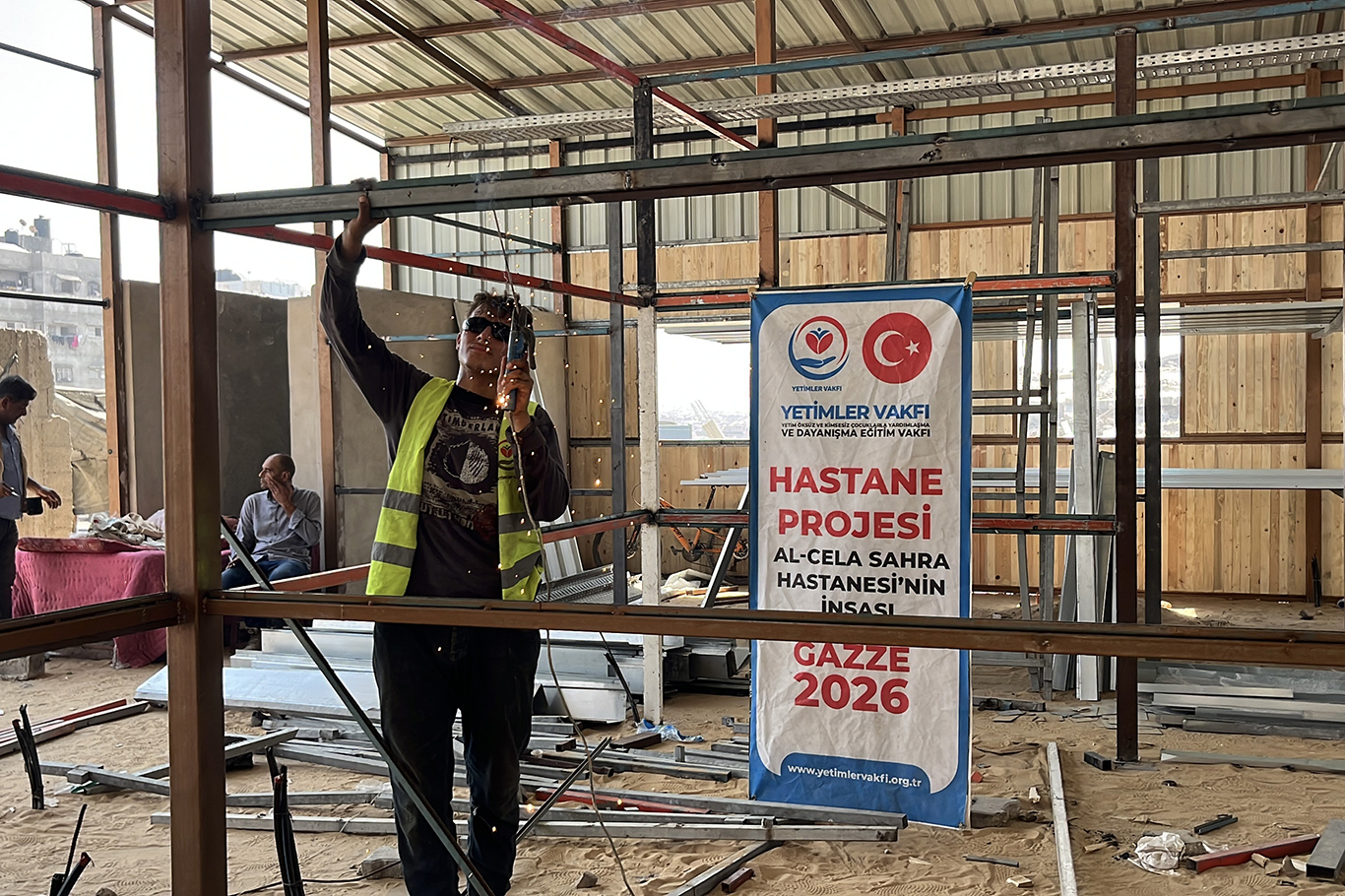 Yetimler Vakfı'nın Gazze'deki hastane inşası hızla devam ediyor