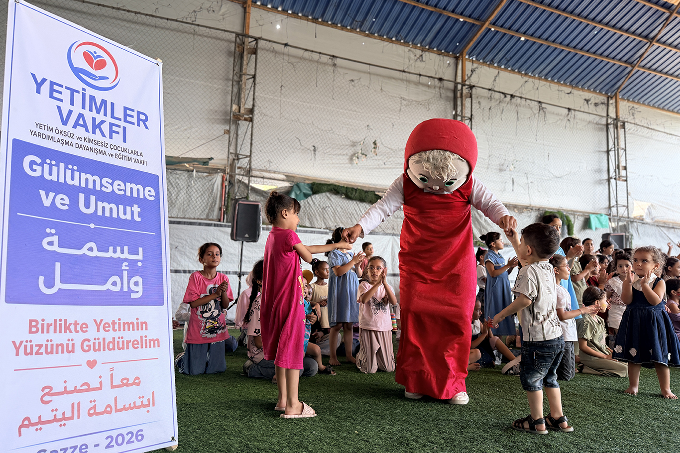 Yetimler Vakfı Gazze'de "Kardeşlik Şöleni" etkinlikleri düzenleniyor