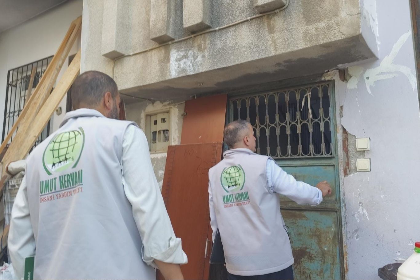 Umut Kervanından Tarsus'ta ihtiyaç sahiplerine nakdi yardım