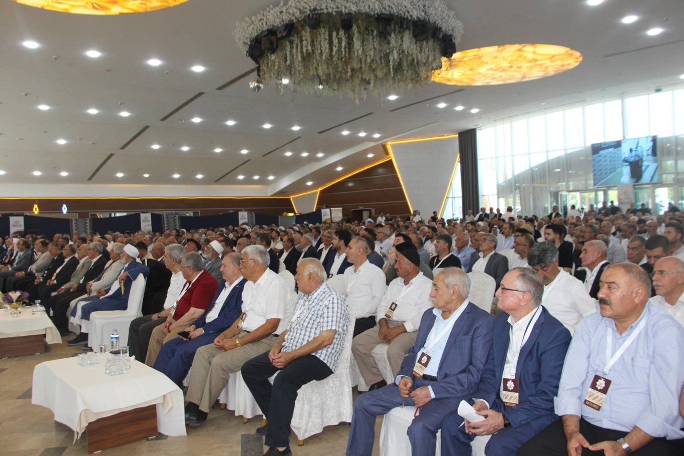 پرۆفیسۆر دکتۆر ئاتلی هۆکار و چارەسەرەکانی ئالوودەبوون بە ماددە هۆشبەرەکانی خستەڕوو