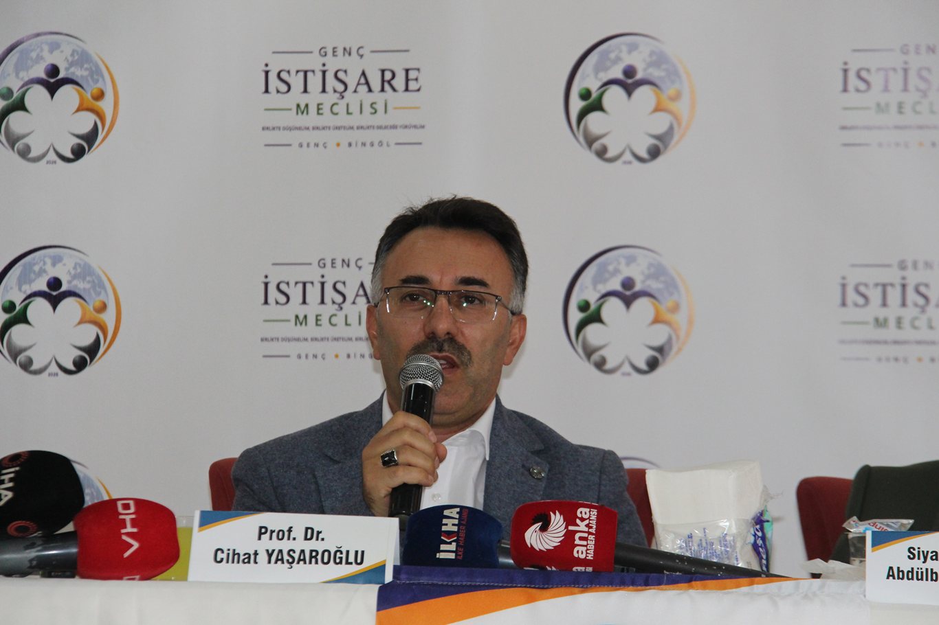 “Aile, Bağımlılık ve Değerler Eğitimi” Çalıştayı 
