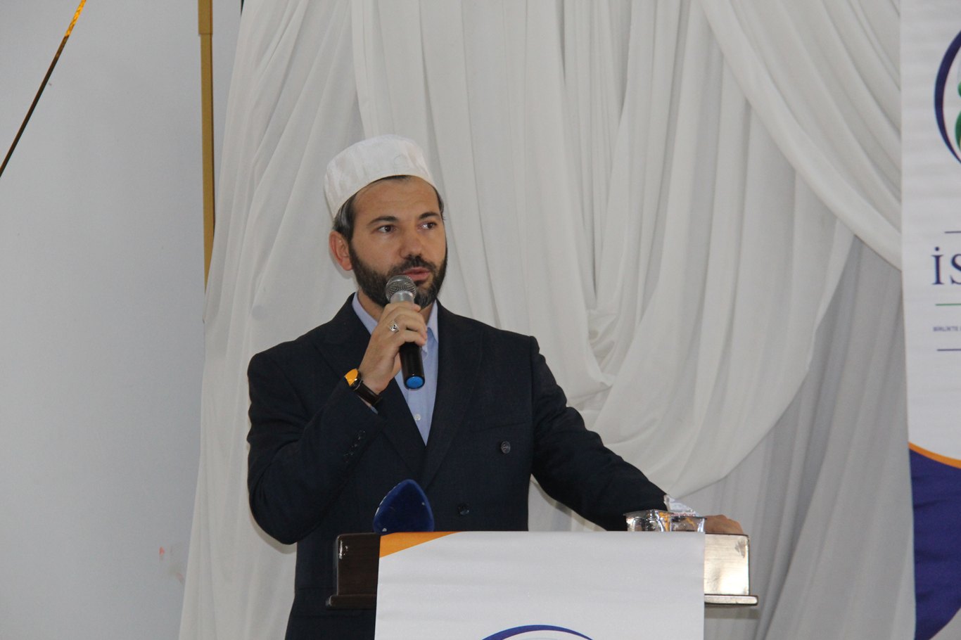 Genç İlçe Müftüsü Ferhat Mat
