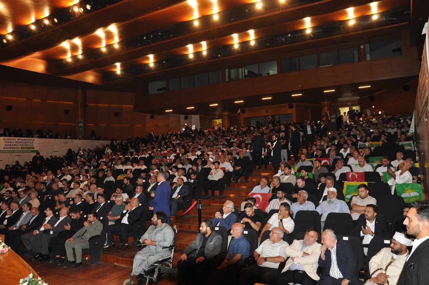 HÜDA PAR Genel Başkanı Yapıcıoğlu: Kamu alımlarında uyuşturucu testi şartı getirilsin
